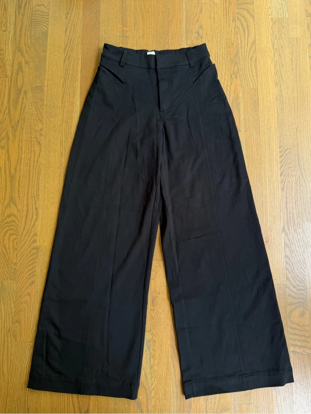 NWOT Alo High Waist Risk Taker Trouser sz Small Black Wide Leg Pants Hip Cutouts